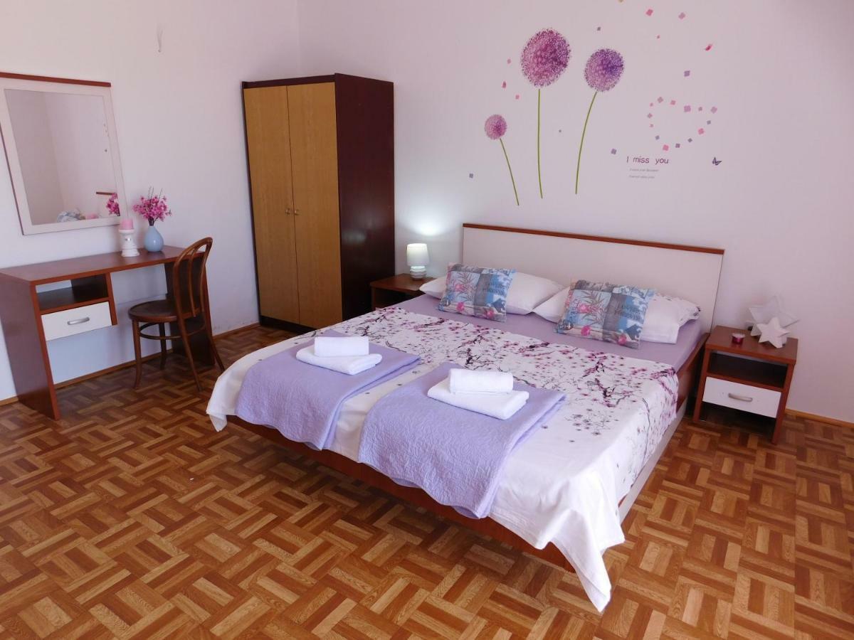 Guest House Ivanka Hvar Town Exterior foto