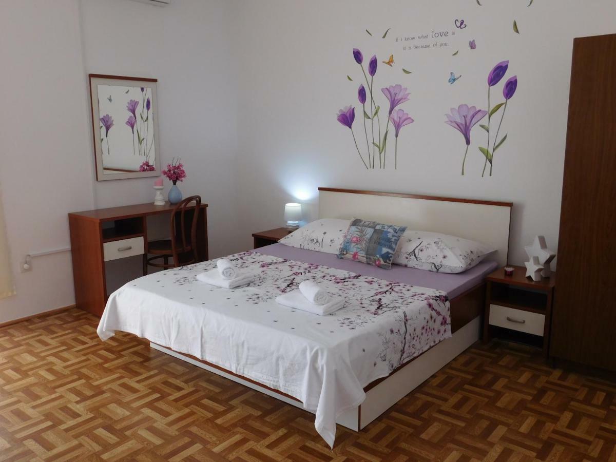 Guest House Ivanka Hvar Town Exterior foto